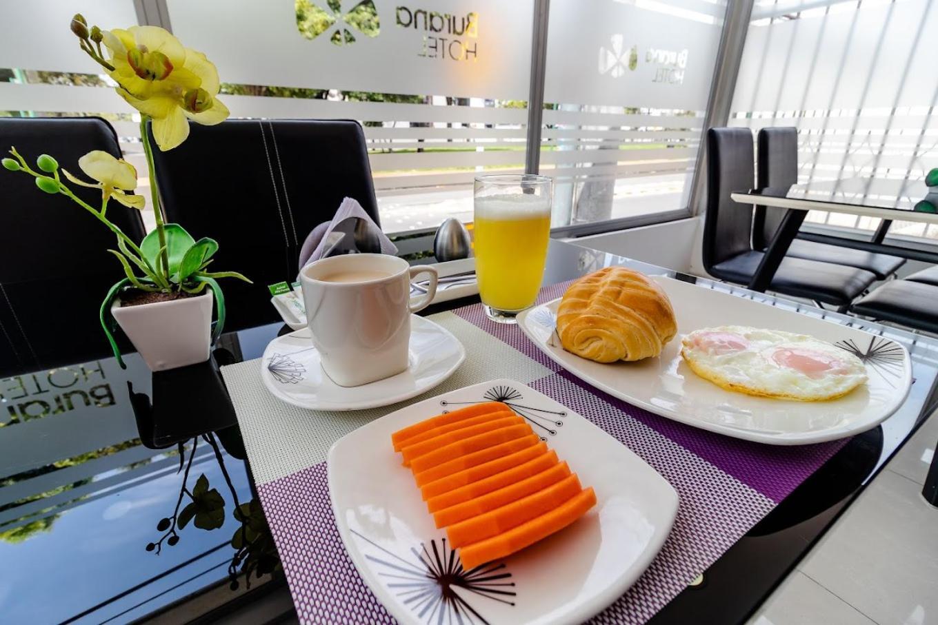 Hotel Burana Μπογκοτά Εξωτερικό φωτογραφία